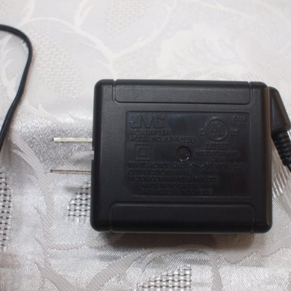 JVC Plug For Video Equipment AC Adapter AP-V12U - Picture 2 of 2